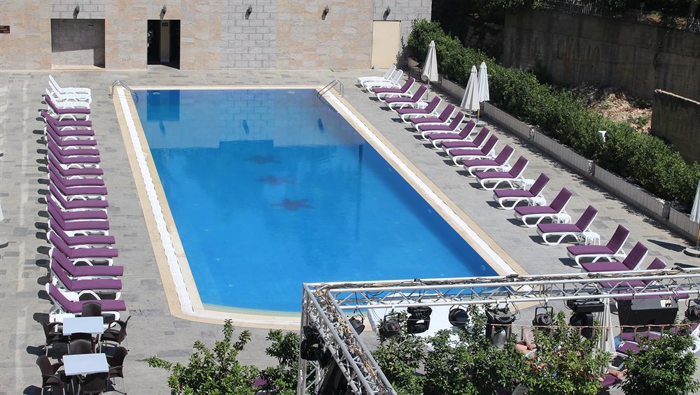 Grand Kadri Hotel - History Marked By Cristal Lebanon Zahlé エクステリア 写真